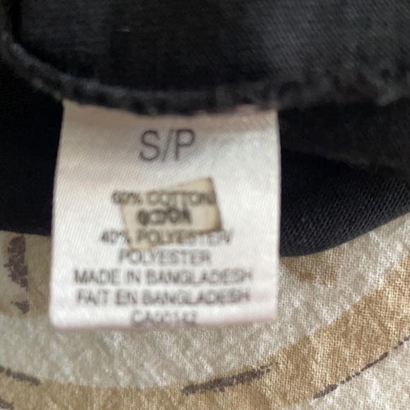 CARROLL REED Black T-shirt With Large Floral Design - Picture 6 of 12